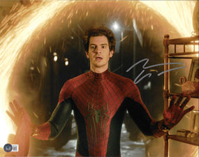 Andrew Garfield Signed "Spider-Man" 11x14 Photo (Beckett)