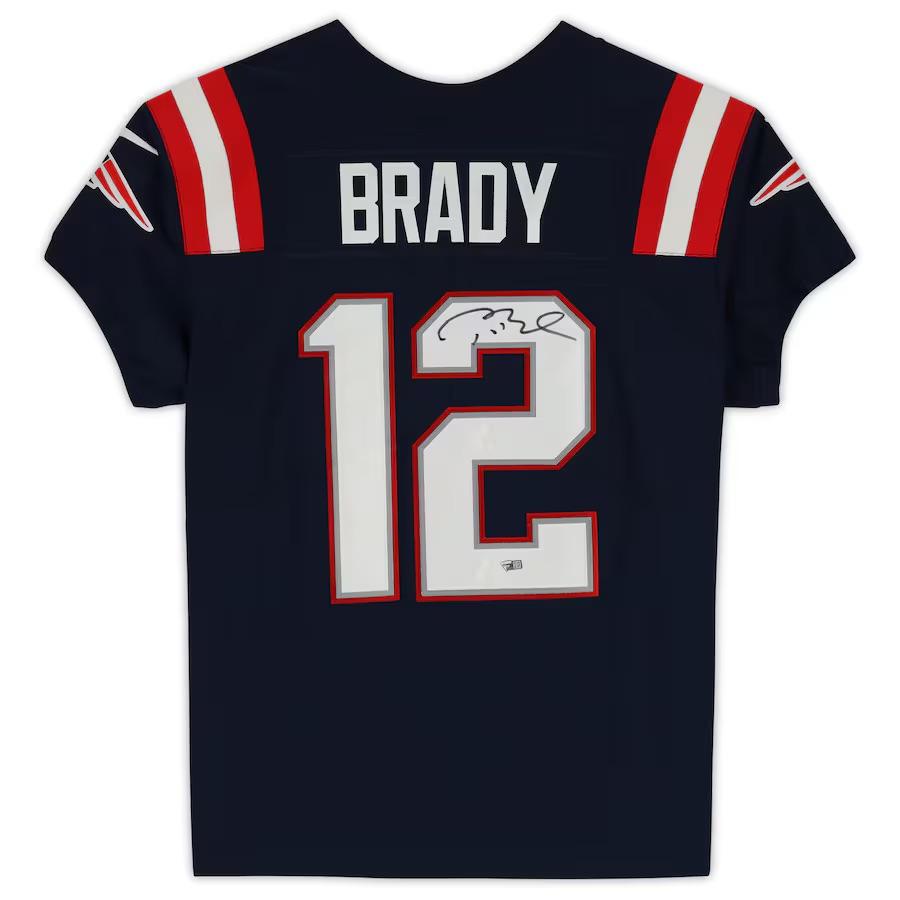Tom Brady Signed Patriots Nike Elite Authentic Jersey (Fanatics Authenticated)