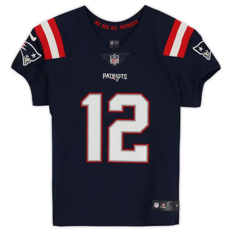 Tom Brady Signed Patriots Nike Elite Authentic Jersey (Fanatics Authenticated)