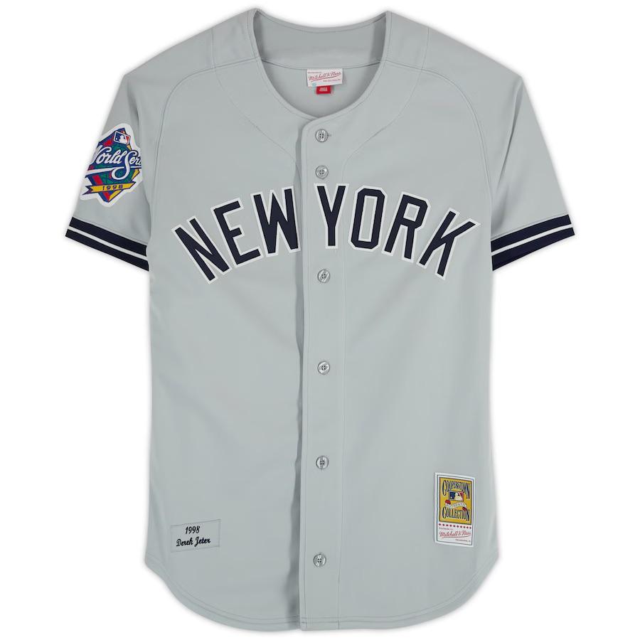 Derek Jeter Signed Yankees 1998 Mitchell & Ness Authentic Jersey (Fanatics Authenticated)