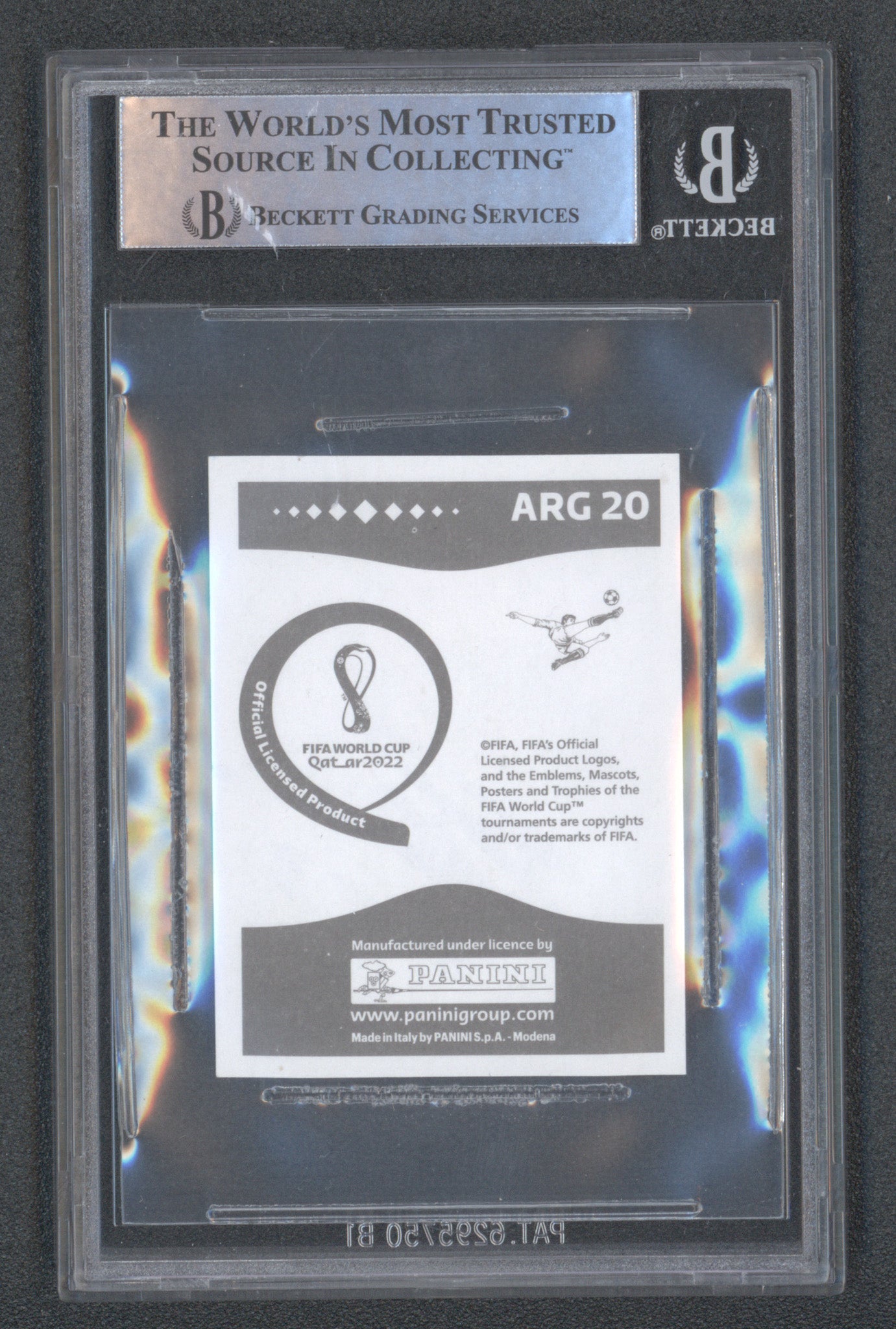 Lionel Messi Signed 2022 Panini World Cup Stickers #ARG20 (BGS)