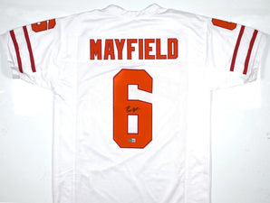 Baker Mayfield Signed Jersey (Beckett)