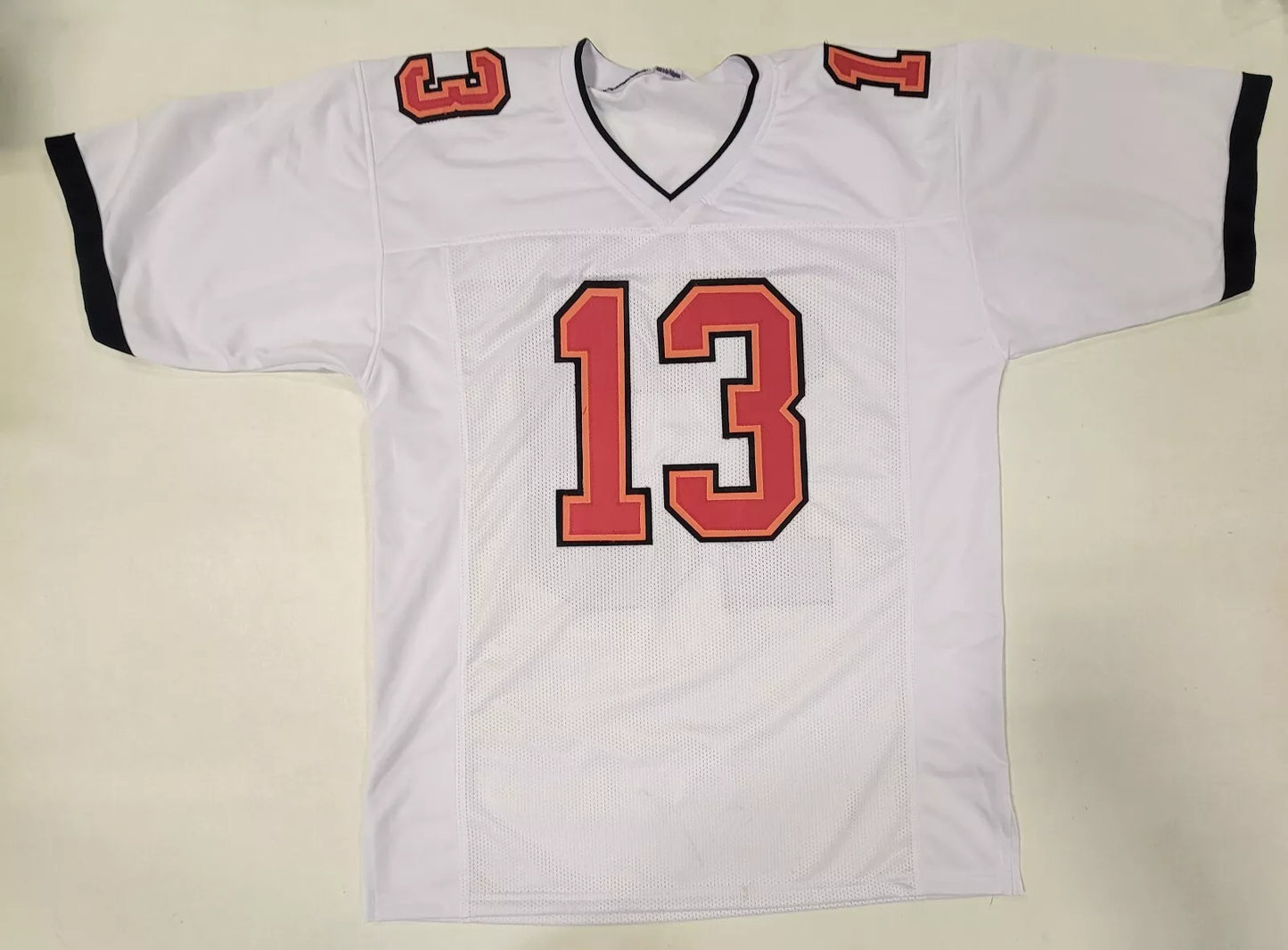 Mike Evans Signed Jersey (Beckett)