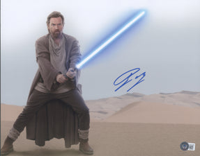 Ewan McGregor Signed "Obi Wan Kenobi" 11x14 Photo (Beckett)