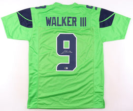 Kenneth Walker III Signed Jersey (Beckett)