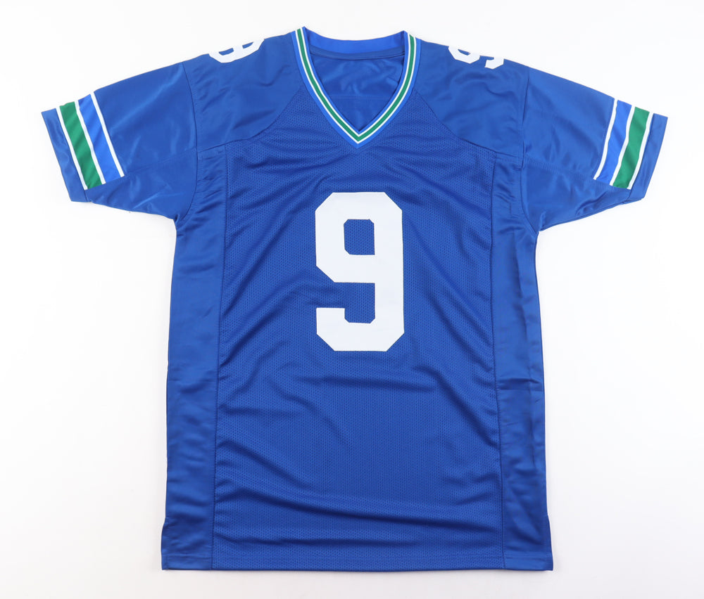Kenneth Walker III Signed Jersey (Beckett)