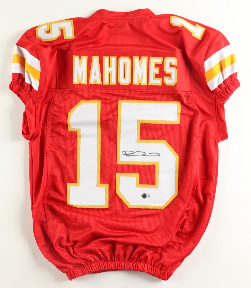 Patrick Mahomes Signed Jersey (Beckett)