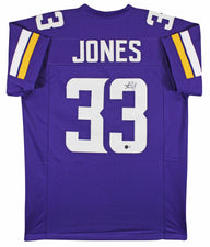 Aaron Jones Signed Jersey (Beckett)