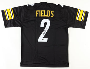 Justin Fields Signed Jersey (Beckett)