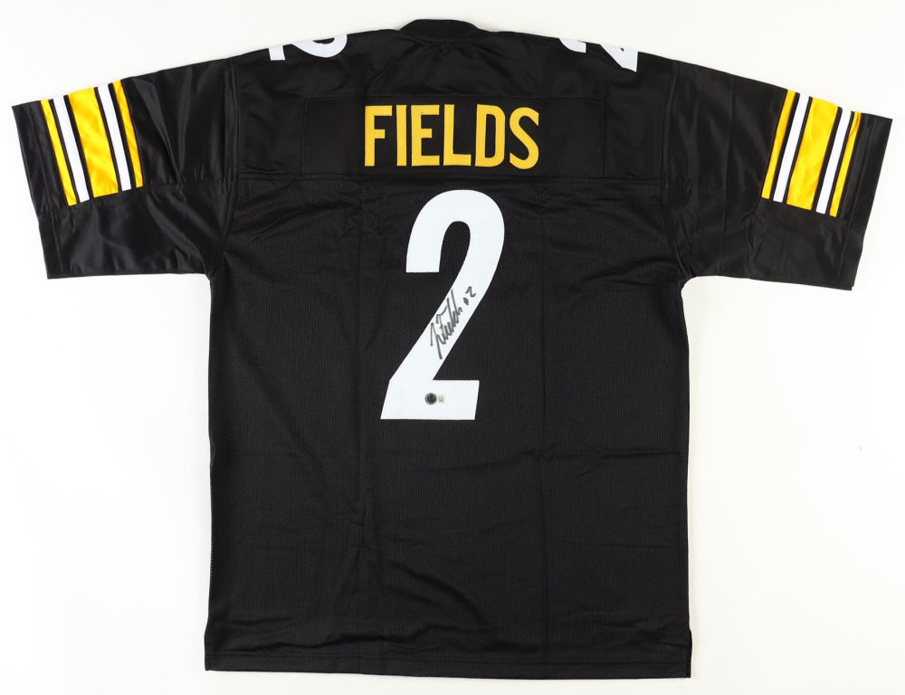 Justin Fields Signed Jersey (Beckett)