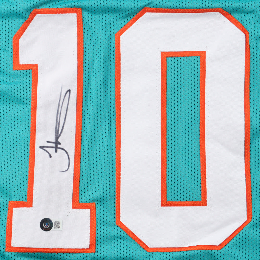 Tyreek Hill Signed Jersey (Beckett)