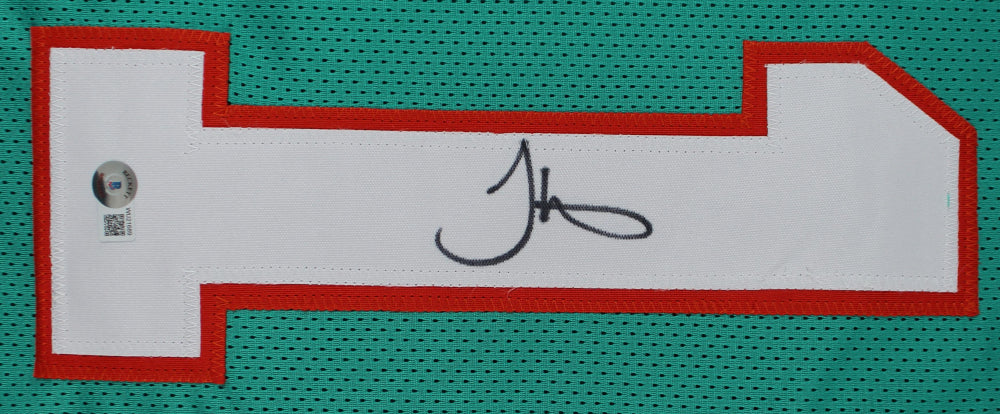 Tyreek Hill Signed Jersey (Beckett)