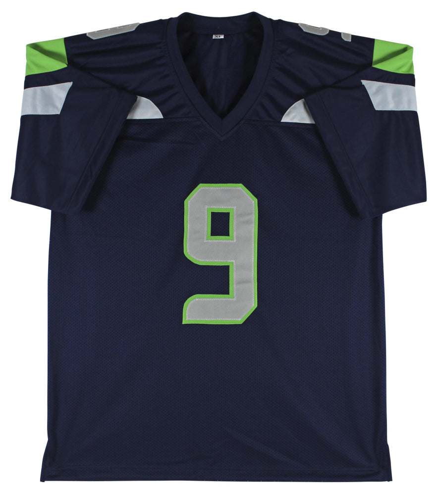 Kenneth Walker III Signed Jersey (Beckett)