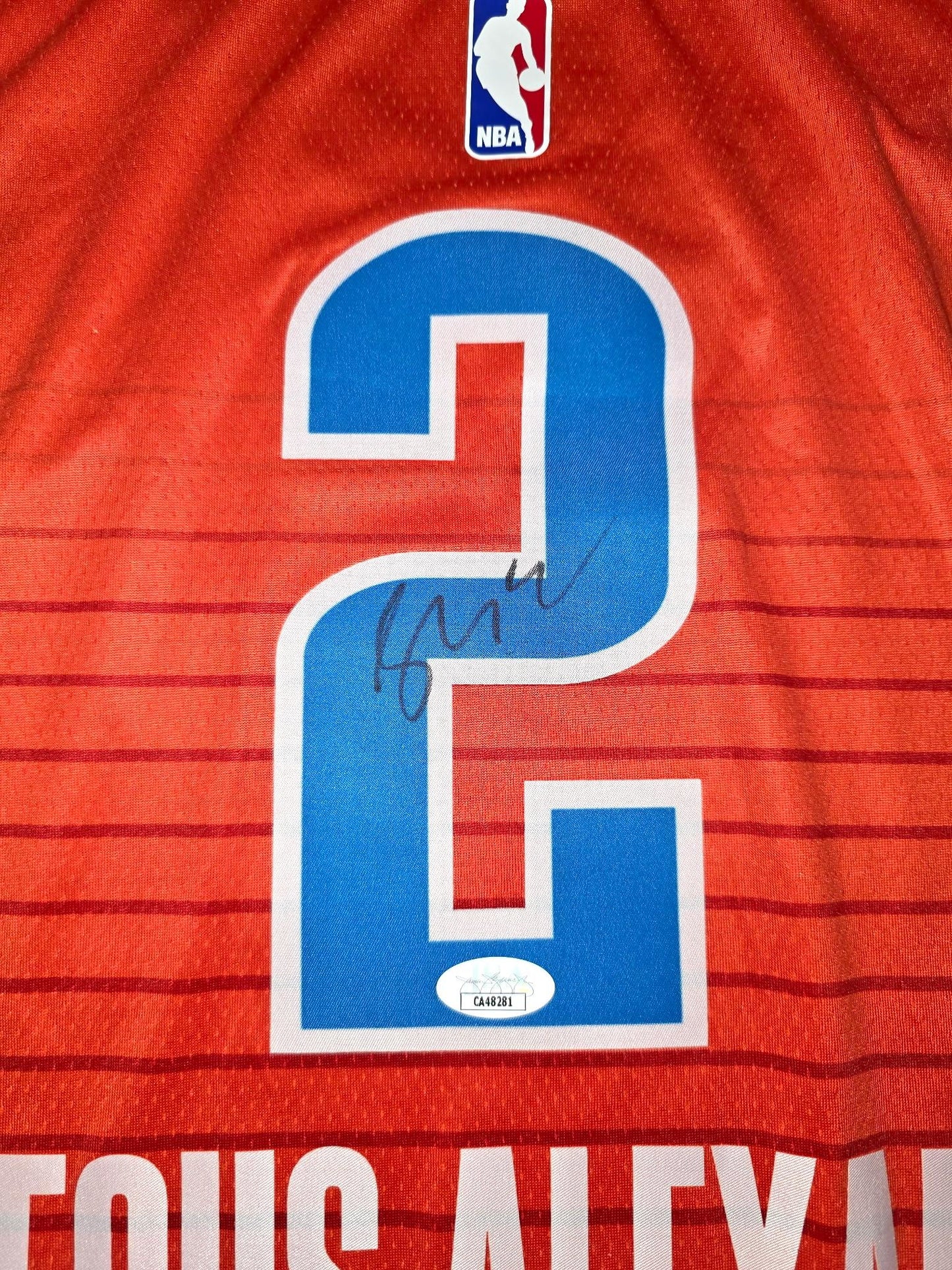 Shai Gilgeous-Alexander Signed Jersey (JSA Authenticated)